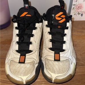 Jordan Basketball Shoes grade school